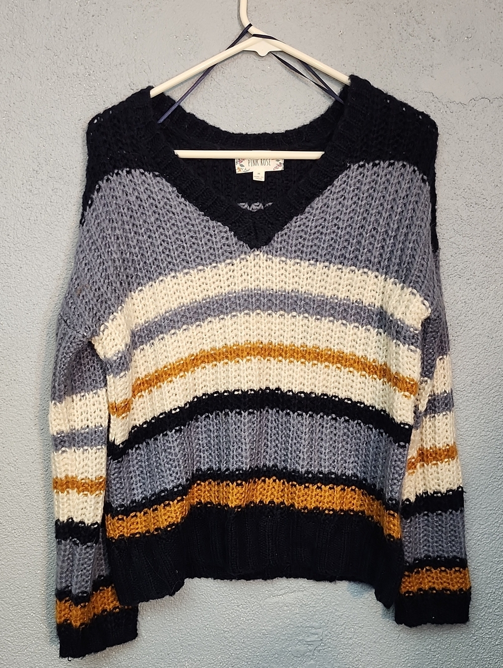 Pink Rose V-Neck Striped Chunky Knit Sweater - Gray/Cream/Gold/Black